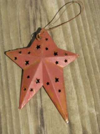  WD1382R - Red Metal Star Ornament 