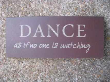 Primitive Wood Block 31434D -Dance as if no one is watching 