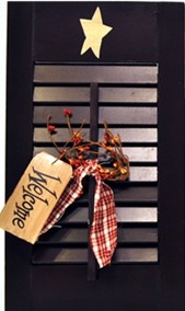  45316B - Wood Shutter Black with welcome tag, berries and gingham ribbon