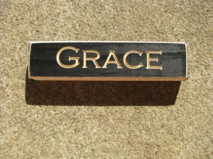 HW607BLK- Grace engraved wood Block 