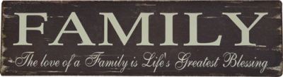 GM2519A - A love of a Family is Life's Greatest Blessings  Wood Sign 