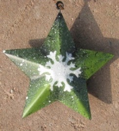 OR-506 Green Star With Snowflake Metal Christmas Ornament
