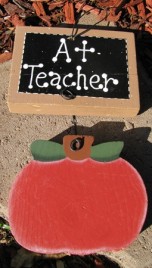 TE305 - A+ Teacher Apple Sign 