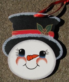 1159 - Snowman Face Wood Christmas ornament 